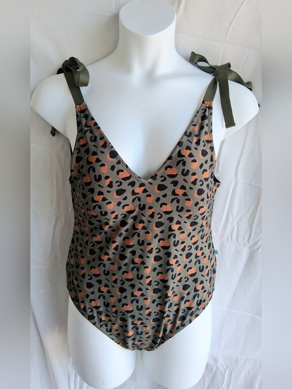 Posh Peanut Animal Print Tie Straps One Piece Swimwear 1 XL 1 2XL NWT
